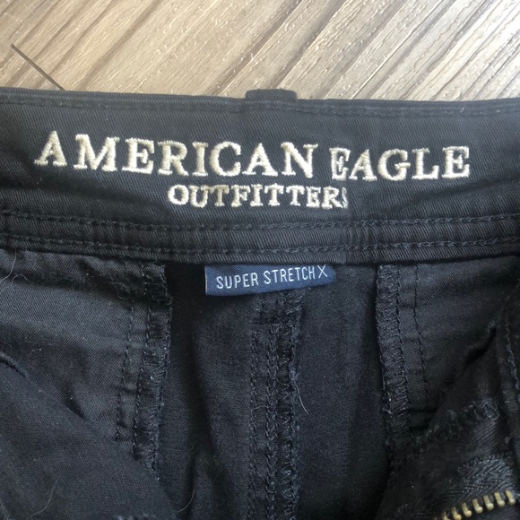 American Eagle Shorts - Picture 3 of 6